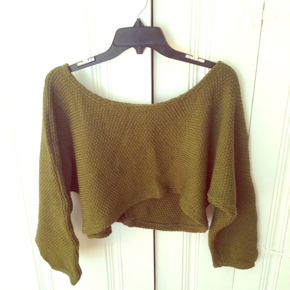 ❌SOLD ModCloth Cropped Evergreen Sweater
