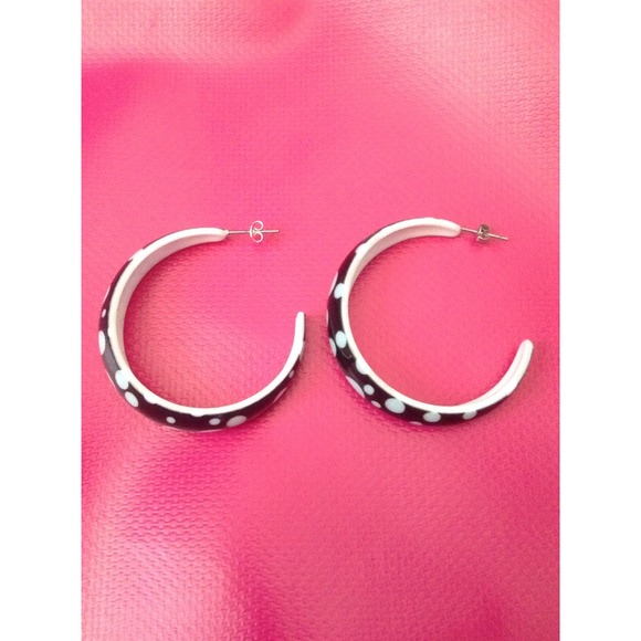 Hoop earrings - Picture 2 of 3