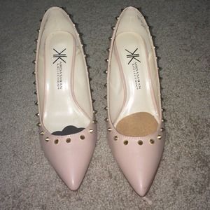 Kardashian nude and gold stud pump