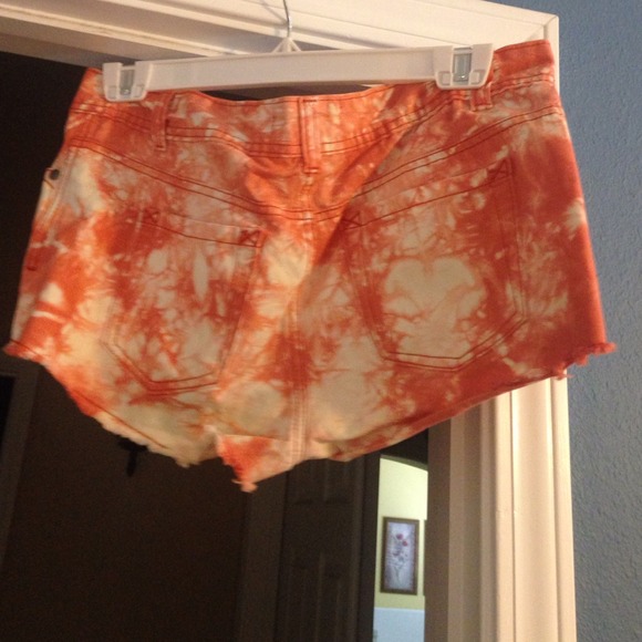 Shorts - Picture 2 of 2