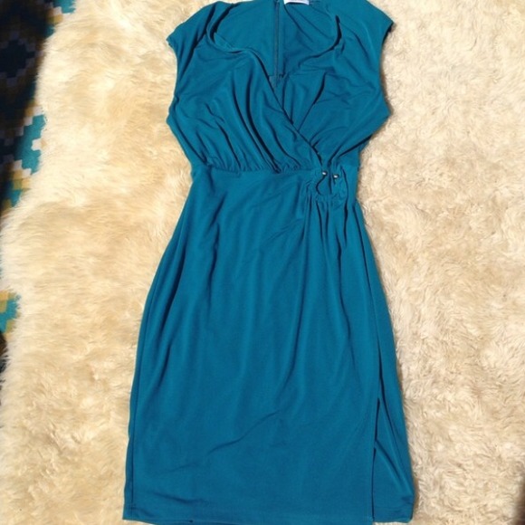 π―CK TEAL FAUX WRAP DRESS NWOT πHPπ - Picture 4 of 4