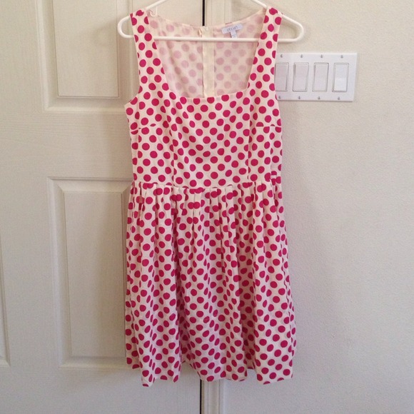 🚫sold in bundle🚫 pink and cream polka dot dress