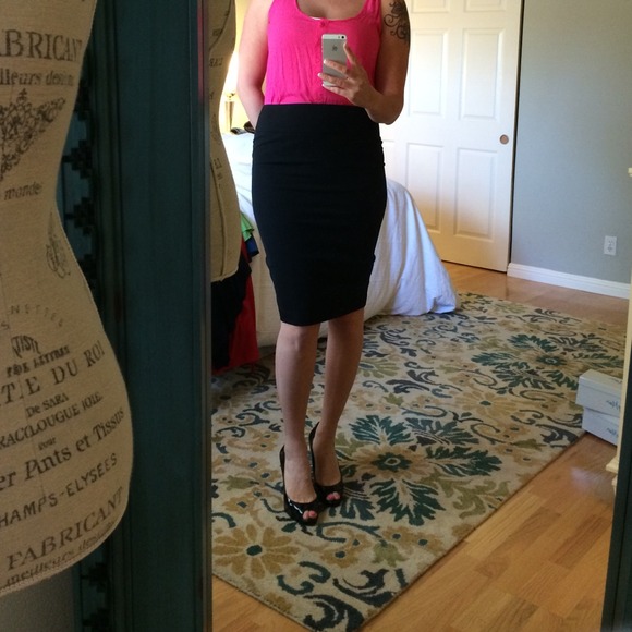 Black pencil skirt