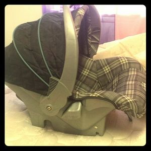 Eddie Bauer baby car seat