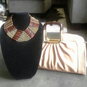 SOLD - Brown Beauty Necklace