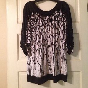 Black, gray, & white Abstract polyester top