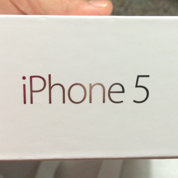 iPhone 5 - White AT&T SOLD!!!!!!🎉🎉🎉