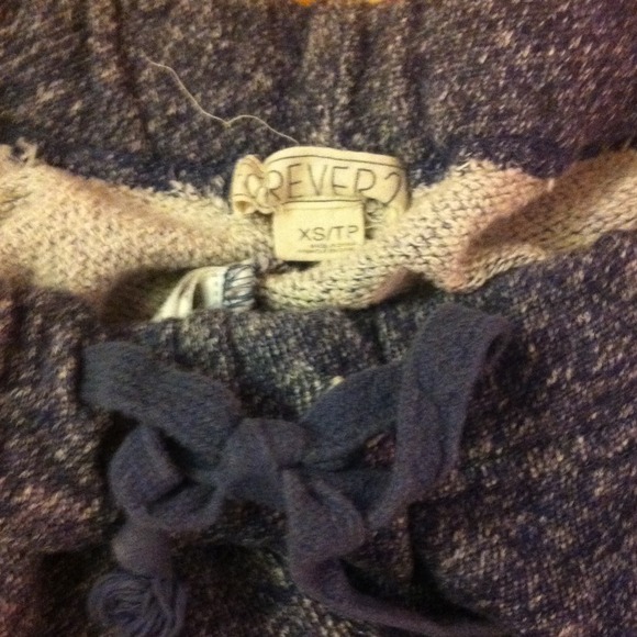 ⚠️⚠️COMFY GRAY SWEATS⚠️⚠️ - Picture 2 of 3