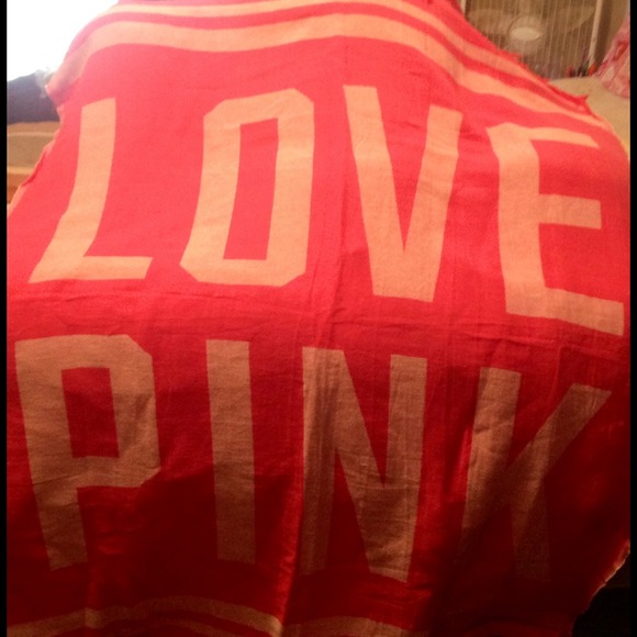 Sold——-NWT Victoria Secret PINK 2014 Beach Blanket - Picture 4 of 4