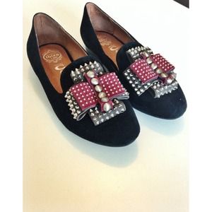 100% Authentic NEVER worn Jeffrey Campbell Flats