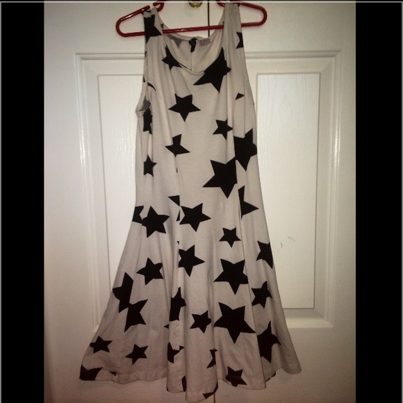 H&M black and white stars summer skater dress