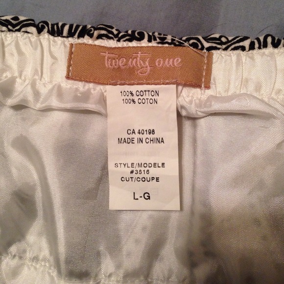 Strapless empire waist dress - Picture 2 of 3