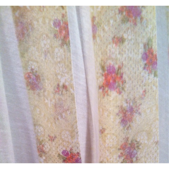 💚Mixed Pattern Tank Top💚 - Picture 3 of 4