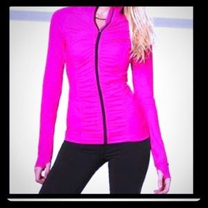 VSX hot pink jogging jacket 🎀