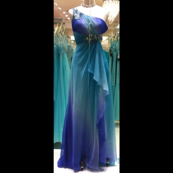 Elegant dress