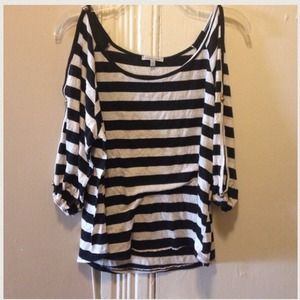 BUNDLE Black white top and grey black purple top