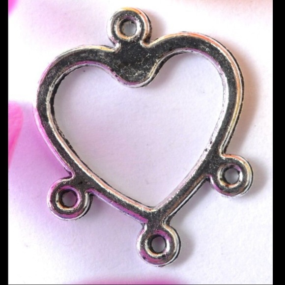 Heart pendant charm NWT.3@$3ea, 5@$2ea - Picture 1 of 1