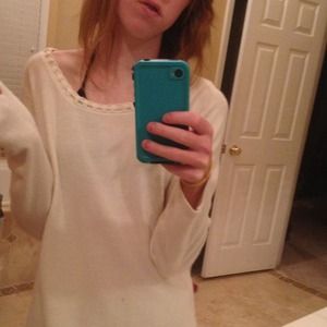 Liz Claiborne off-white uber soft sweater