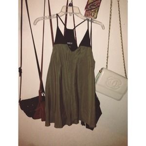Hunter green top