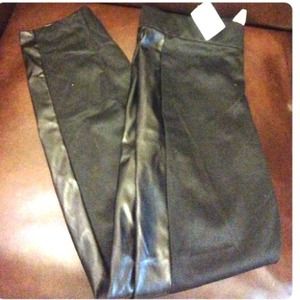 Leather side leggings
