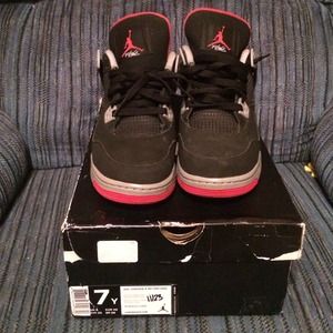 Air Jordan Bred 4 7y