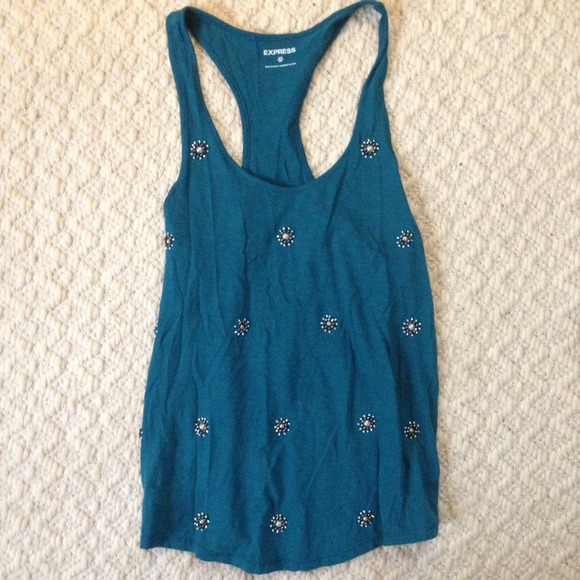 🚫🚫SOLD🚫🚫Express beaded tank top - Picture 2 of 3