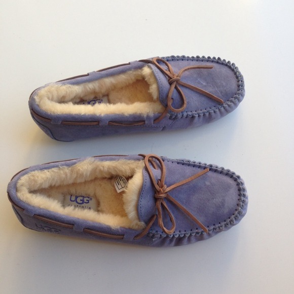 Ugg Australia Dakota moccasins Sz 6 new - Picture 2 of 4