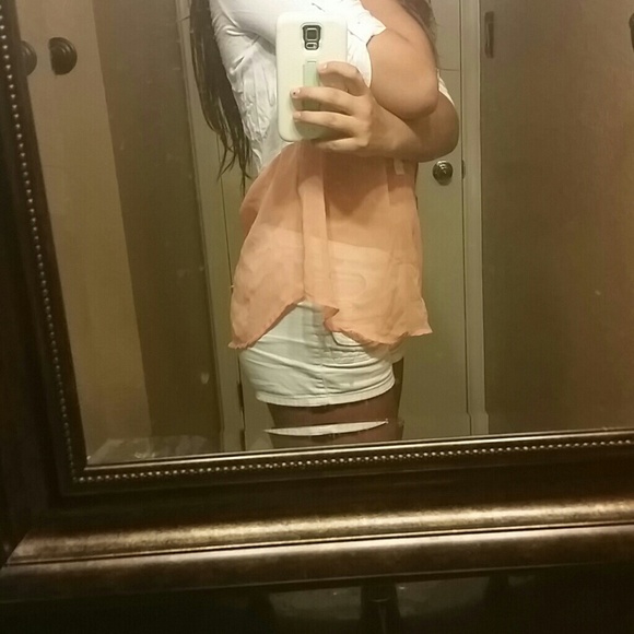 Top - Picture 2 of 2