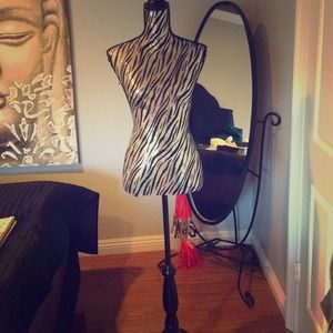 Zebra manikin ON HOLD