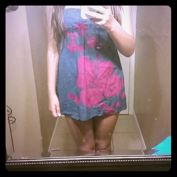 Top - Picture 1 of 2