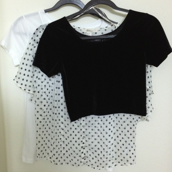 NWOT Forever 21 Bundle: crop top, blouse, & v-neck