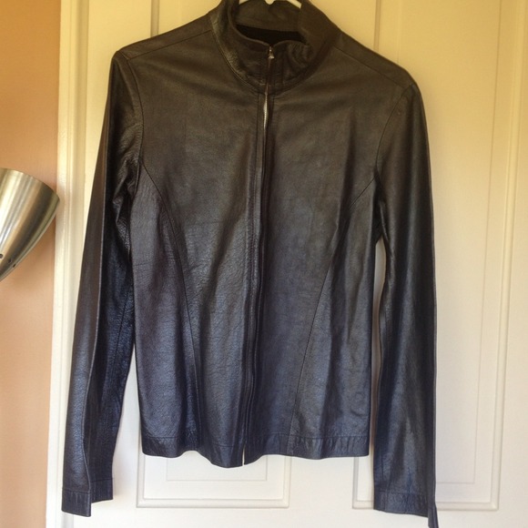 ❌SOLD ON EBAY❌DIESEL NWOT  gunmetal zip leather