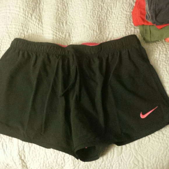 Nike dry fit running short nwot
