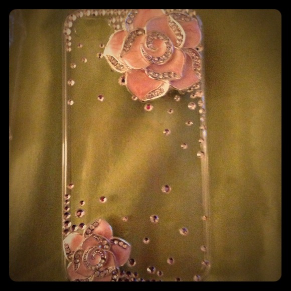 iPhone 4/4s rose case with adhesive