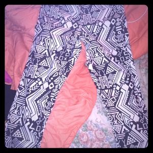 Aztec H and M pants