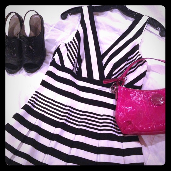 Black and white striped midi dress 🎀