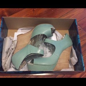 Seychelles Down To The Wire