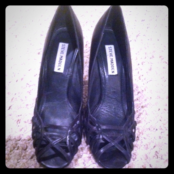 Steven Madden Open Toe Pumps