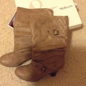 Style&co tan color boots
