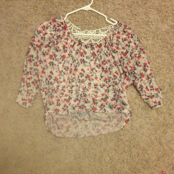 NWOT CHARLOTTE RUSSE CROP - Picture 3 of 3