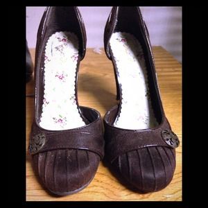💜 Suede dark brown heels