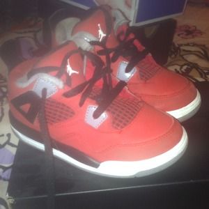 Jordan toro 4s