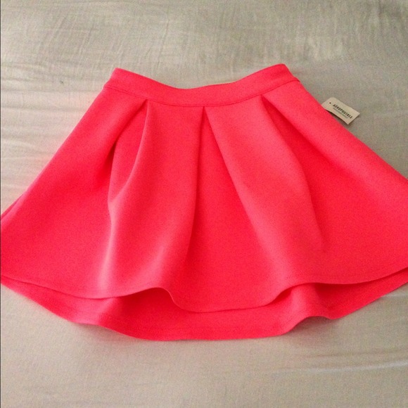 Coral Pleated Skirt