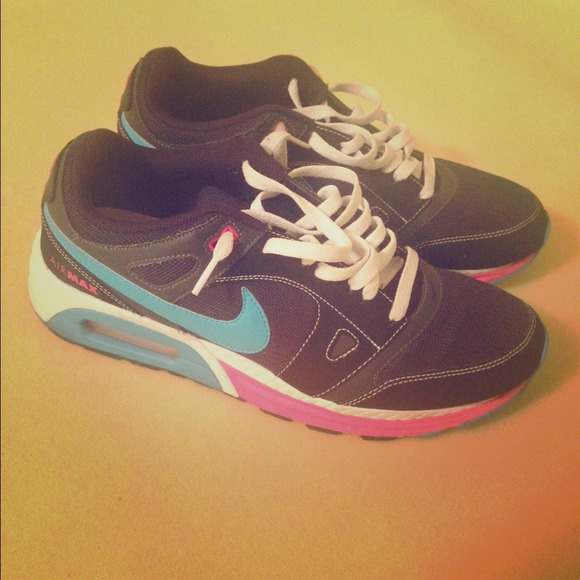 Nike Air Max - Women's 10