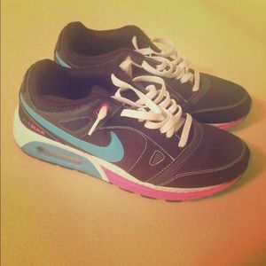 Nike Air Max - Women's 10