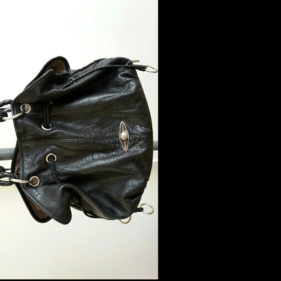 beautiful black shoulder purse - Picture 4 of 4