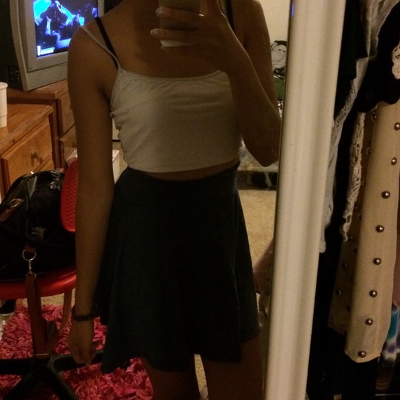 🚫SOLD🚫Navy blue skirt - Picture 2 of 2
