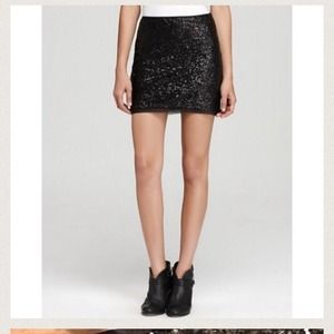 Bundle-reserved black sequin skirt and shorts (: