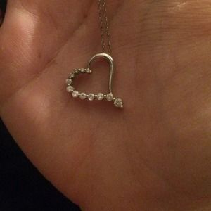 Gorgeous heart shaped diamond necklace
