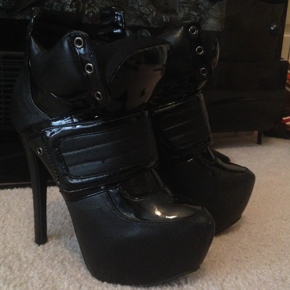 🛑 sold!!!! Gangsta swag bootie 5.25 ". 2.5platf - Picture 2 of 4